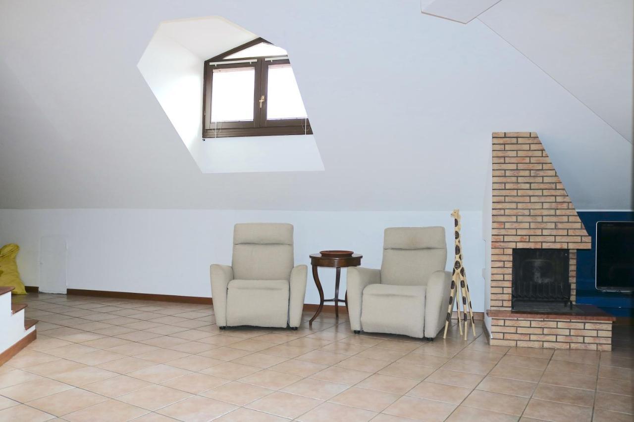 Lovely Apartment Near Canal - Via Foscolo Корсіко Екстер'єр фото