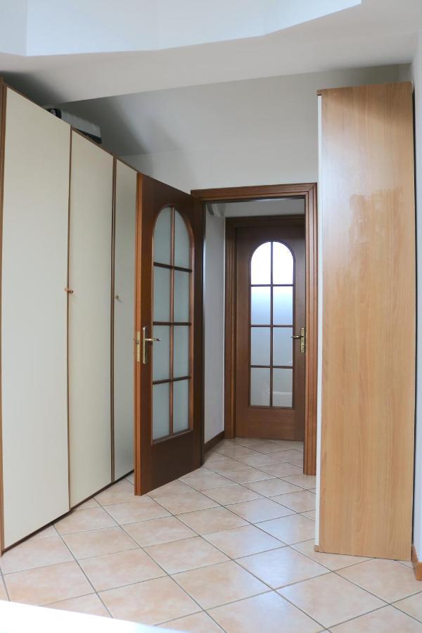 Lovely Apartment Near Canal - Via Foscolo Корсіко Екстер'єр фото