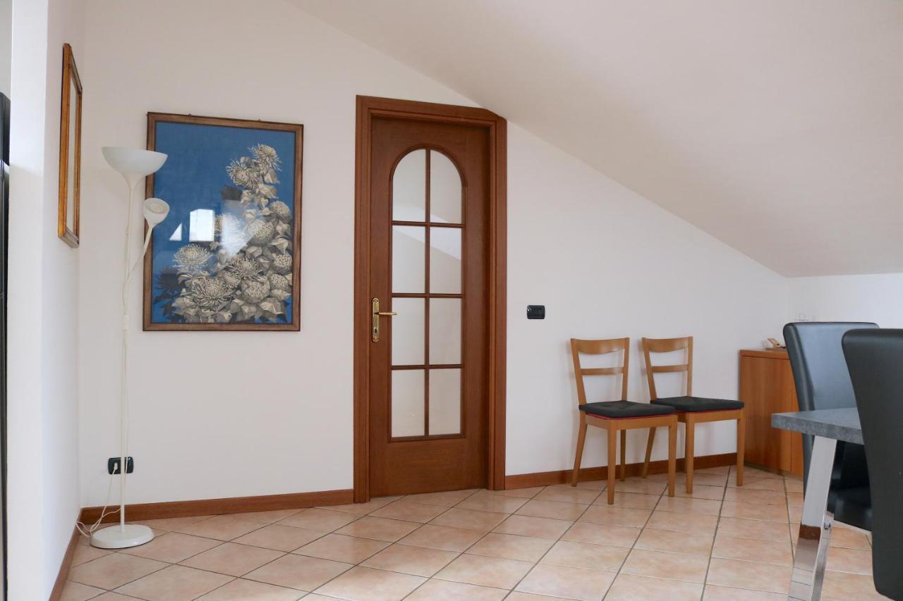 Lovely Apartment Near Canal - Via Foscolo Корсіко Екстер'єр фото